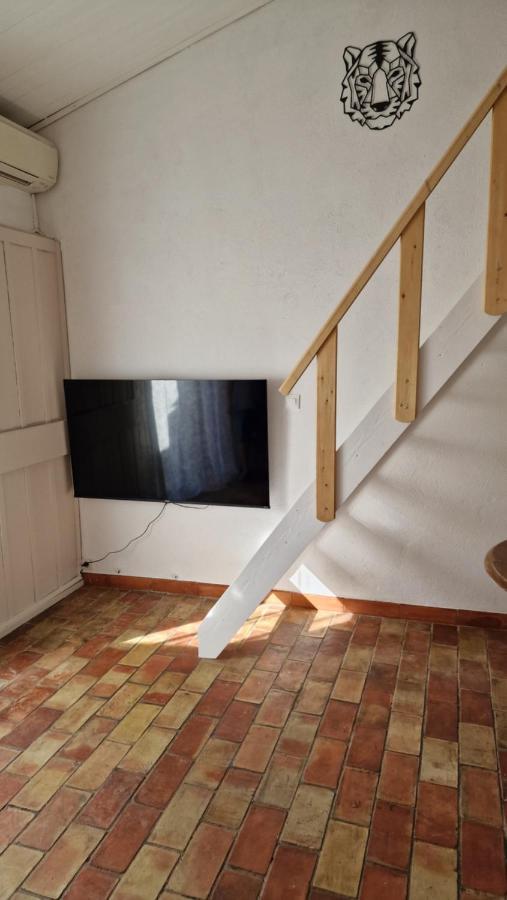Studio Au Pied De La Sainte Victoire Puyloubier 外观 照片